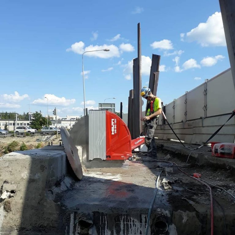 Timanttiporaus-Teho-kiskosahaus-768x768 - Timanttiporaus Teho Oy